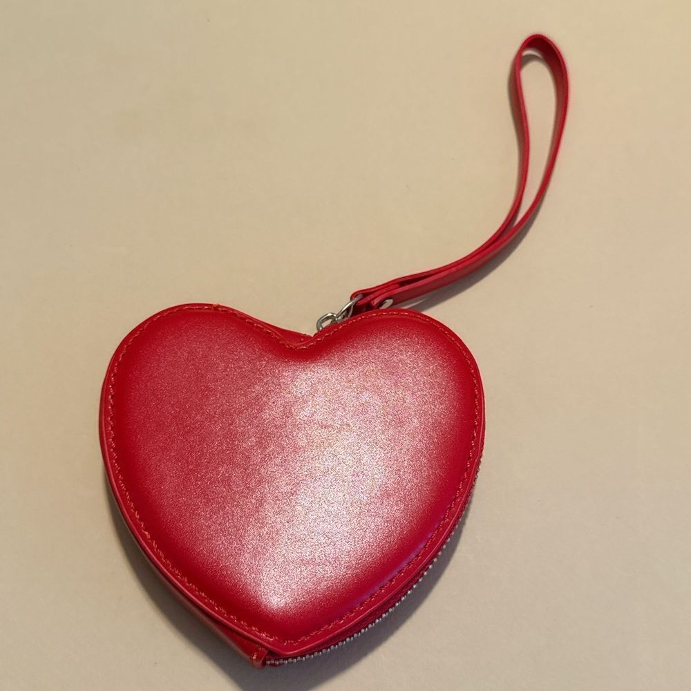 Heart-Shaped Red Wristlet W14 - Picture 2 of 5